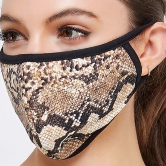 Double Layer Reusable Filter Pocket Mask - Picture 4 of 6